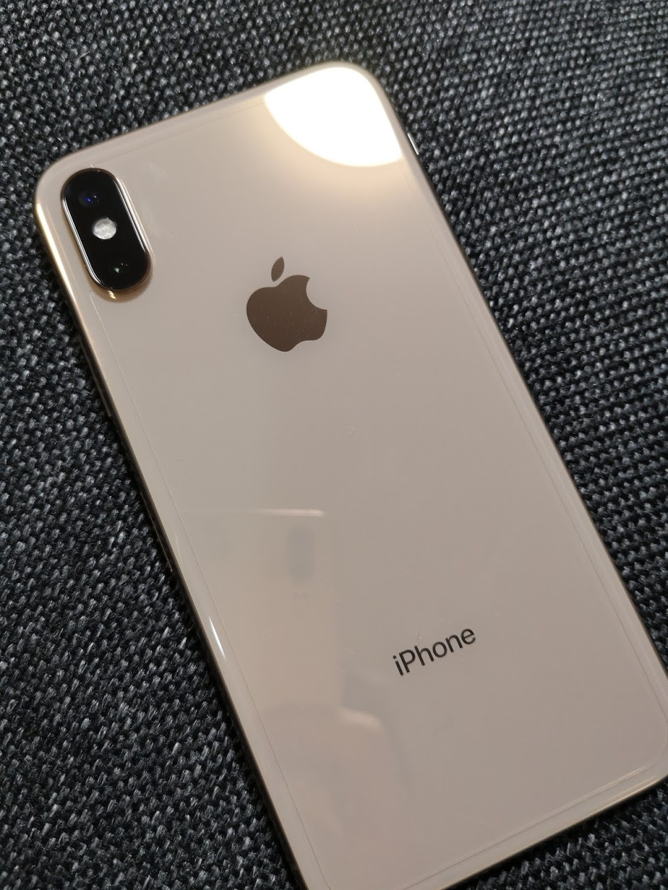 iPhone XS