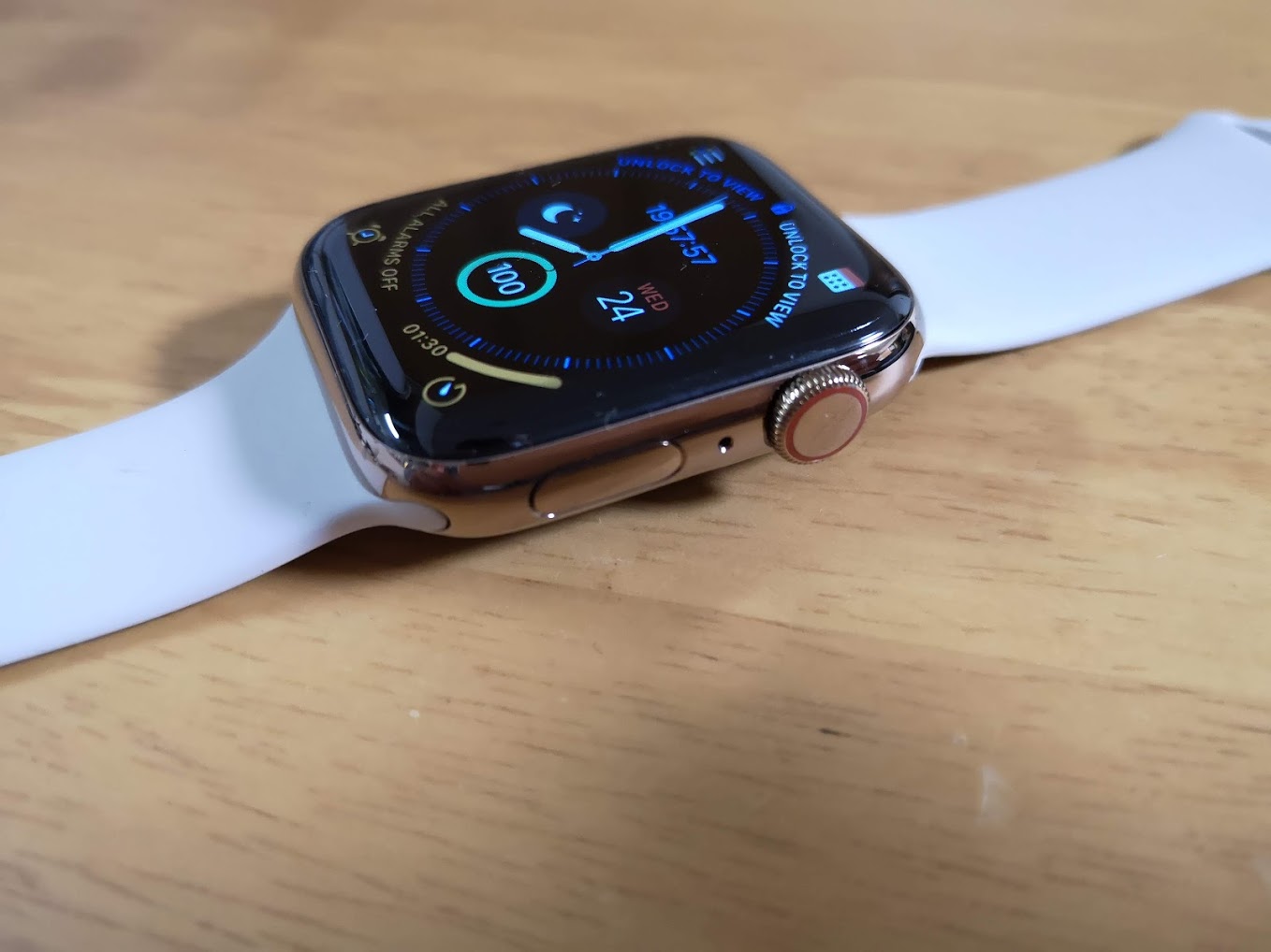 Apple Watchでは音楽再生や音量調節ができる？