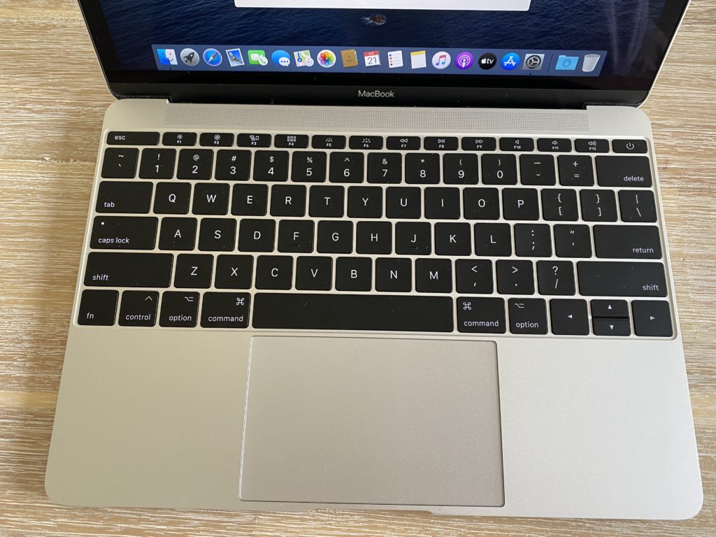 MacBook