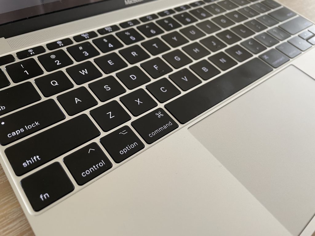 12インチMacBook